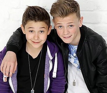BARS AND MELODY - lights switch on