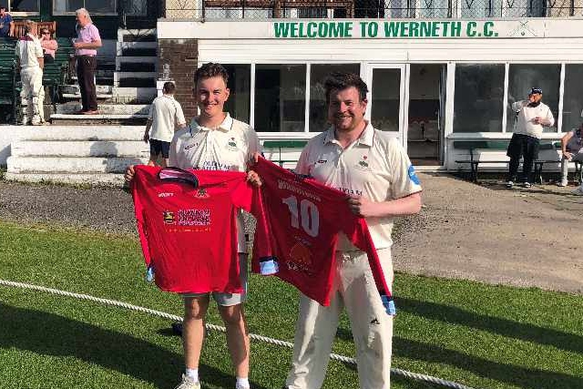 Andy Walker (Werneth Cricket Club Chairman) and Xander Selby (Oldham Hulme Grammar School) 