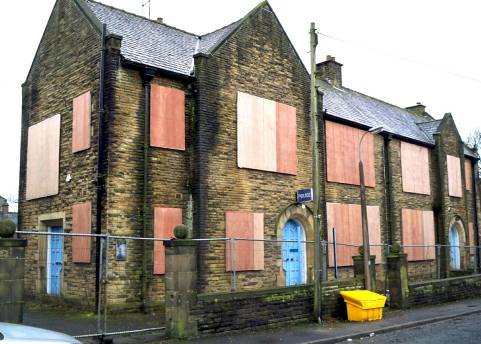 BOARDED UP: former Uppermill police station 
