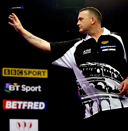 LAST LEG DEFEAT: Mark McGeeney. PICTURE by DAVID GILL/BDO.