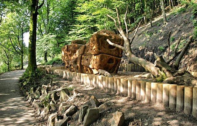 Dunwood Park Climbing Boulder