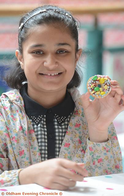 COOKIE decorating . . . Imaan Asif (7)