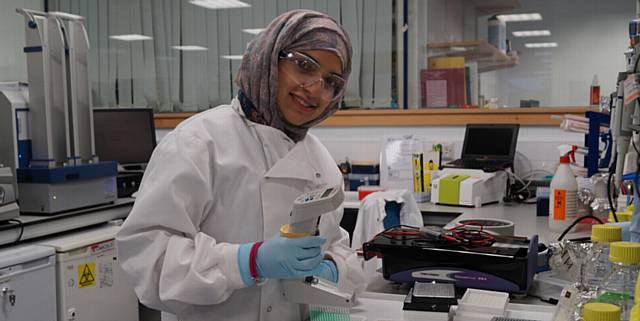 RESEARCH... Cell biologist Habiba Begum urged Oldhamers to back World Cancer Day