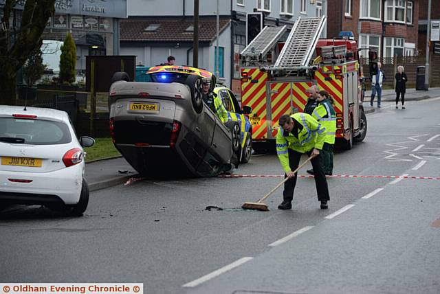 Road accident Oldham Road Grotton.