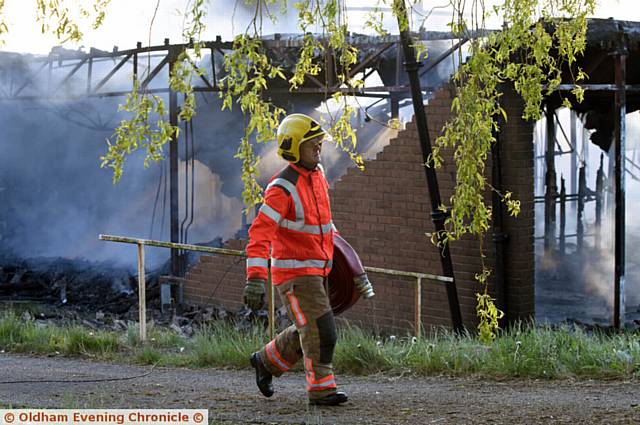 Fire at former Marland Fold School in Fitton Hill..