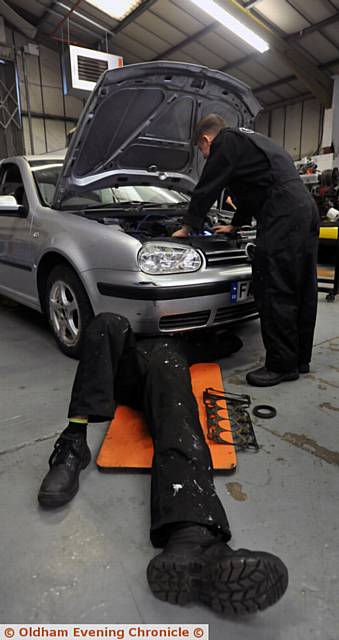 Mechanic training in the garage