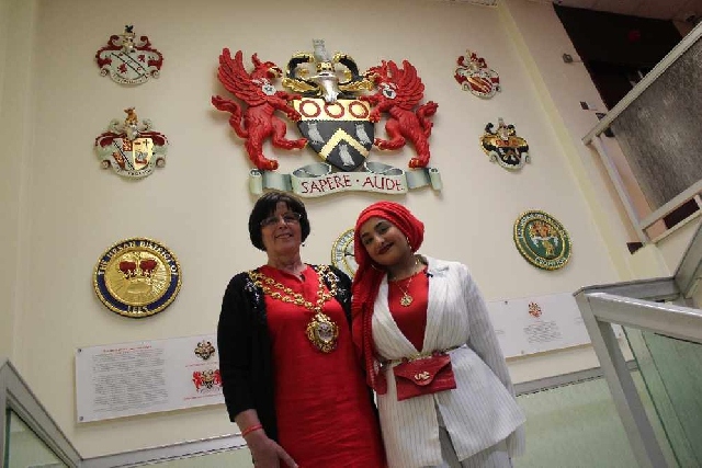 New Oldham Youth Mayor, Samah Khalil and Oldham Mayor, Ginny Alexander