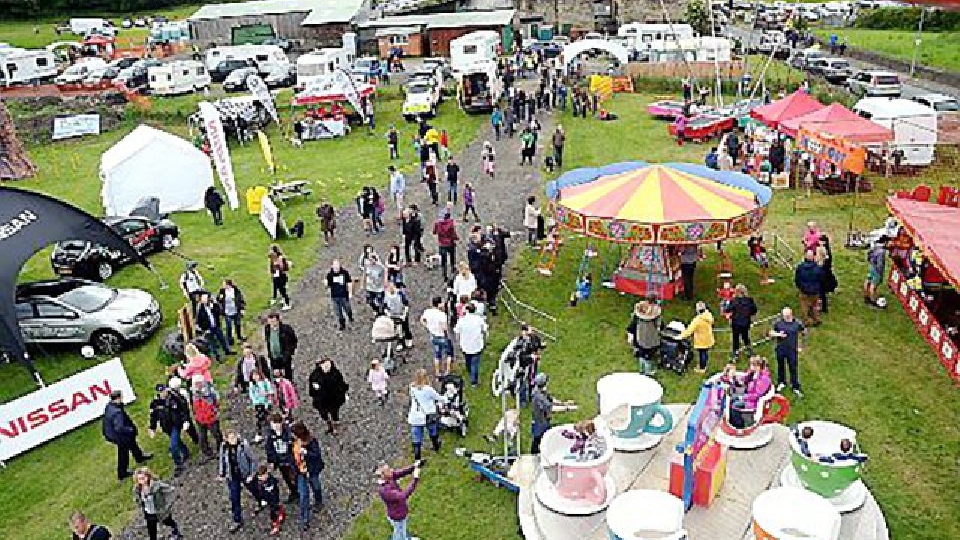 The hugely popular Saddleworth Show is set to return in June, 2021