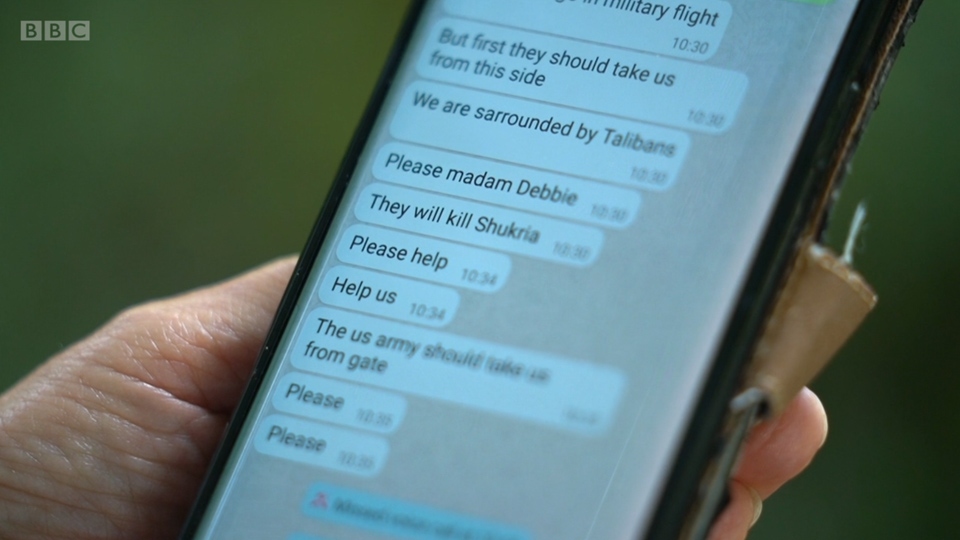 Dabbie Abrahams received desperate text messages  [Pic: BBC]