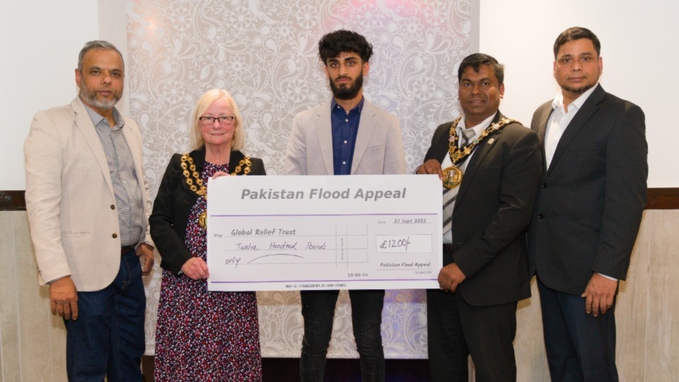 Pictured left to right are Sajjadur Rahman, Councillor Elaine Garry (Mayor of Oldham), Arslan Ahmed (Indish), Syed Ali Ahmed (Mayor of Rochdale), Amin Babor Chowdhury 