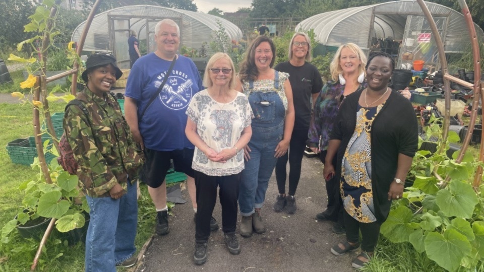 Pictured are (left to right): Dada Zubeda – Project Co-ordinator at SAWN, former local councillor Peter Davis, Mayor of Oldham and Failsworth West Councillor Elaine Garry, Victoria Holden – Director of Northern Lily and Co-founder of The GROWE Project, Naomi Martin-Smith – Volunteers Co-ordinator at FCHO, Audrey Murphy – Programmes and Engagement Lead at SAWN and Rose Ssali – Chief Executive of SAWN