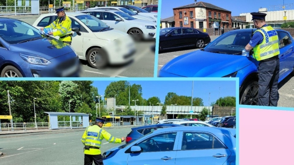 Police officers out and about in Oldham earlier today. Images courtesy of GMP