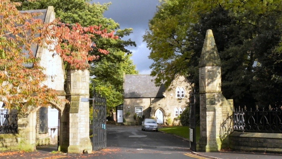 Chadderton Cemetery. Image courtesy of David Dixon