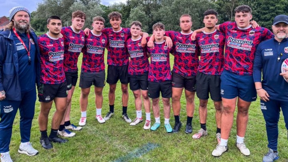 The under-18 players include six from Waterhead and will all benefit from being part of head coach Sean Long’s squad. Image courtesy of ORLFC