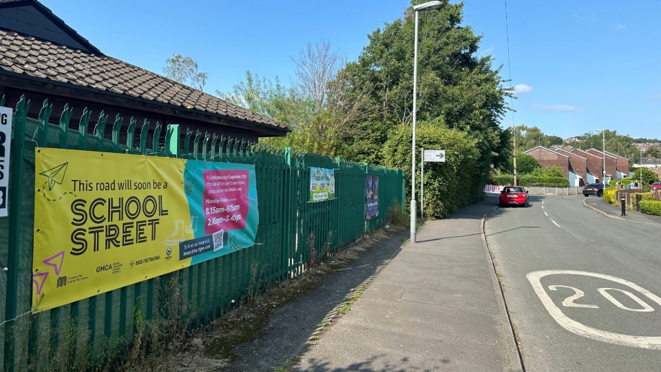 A sign outside the school promoting the upcoming School Street. Image courtesy of Oldham Council