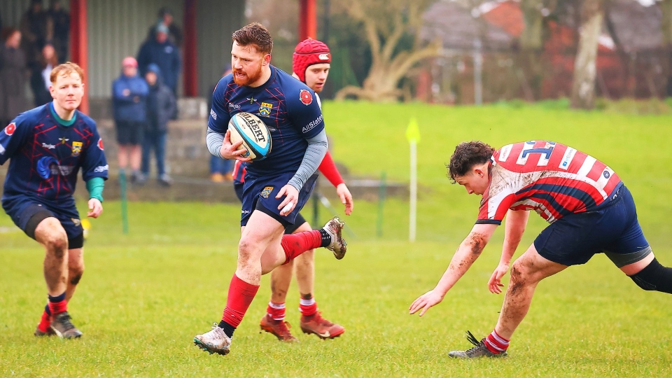 Alex Jobson makes a break at Sefton. Image courtesy of Tim Abram