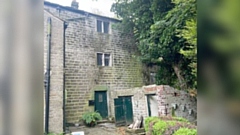 The front view of Thurstons Cottages, at Ridge Lane in Saddleworth. Image taken from planning documents